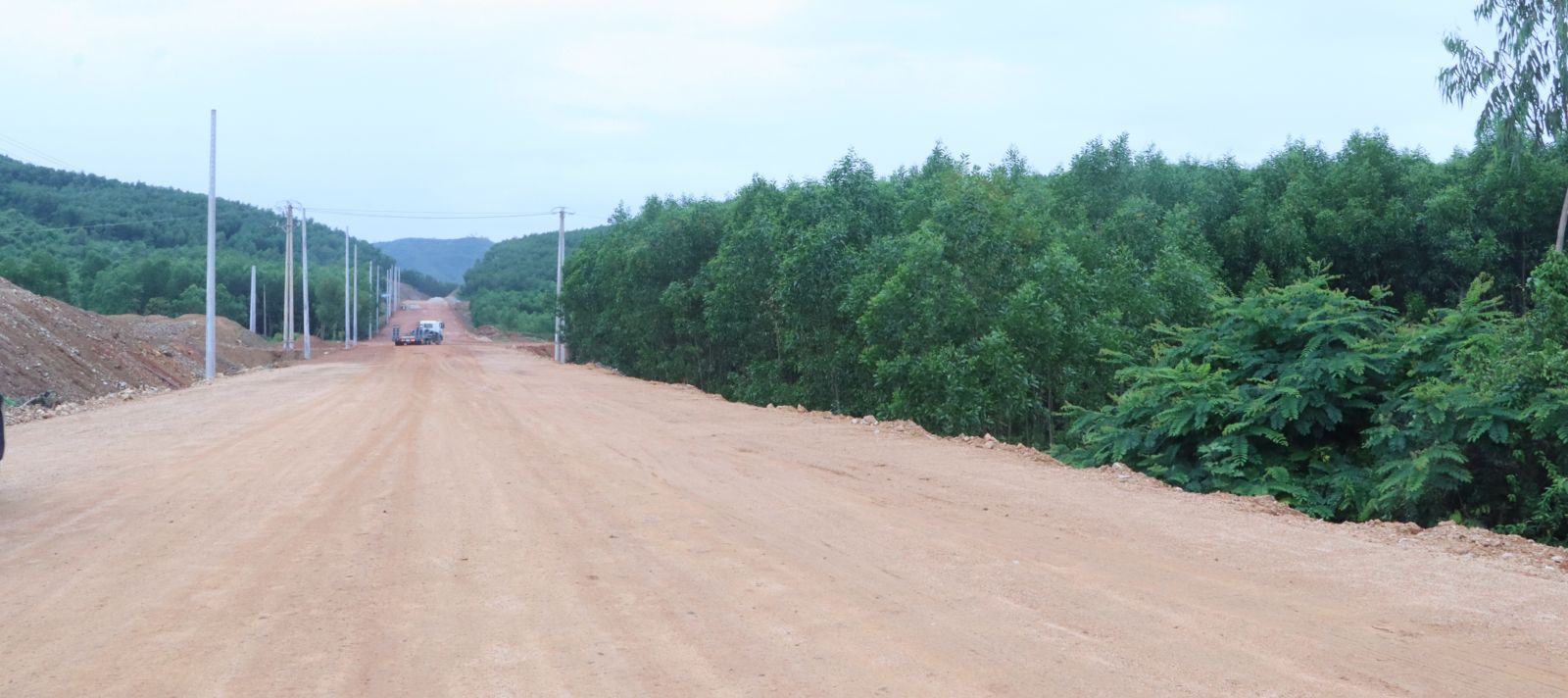 Tuyến đường tránh phía Nam thị trấn Phú Phong kết nối với QL19. Ảnh: Cổng thông tin Bình ĐỊnh