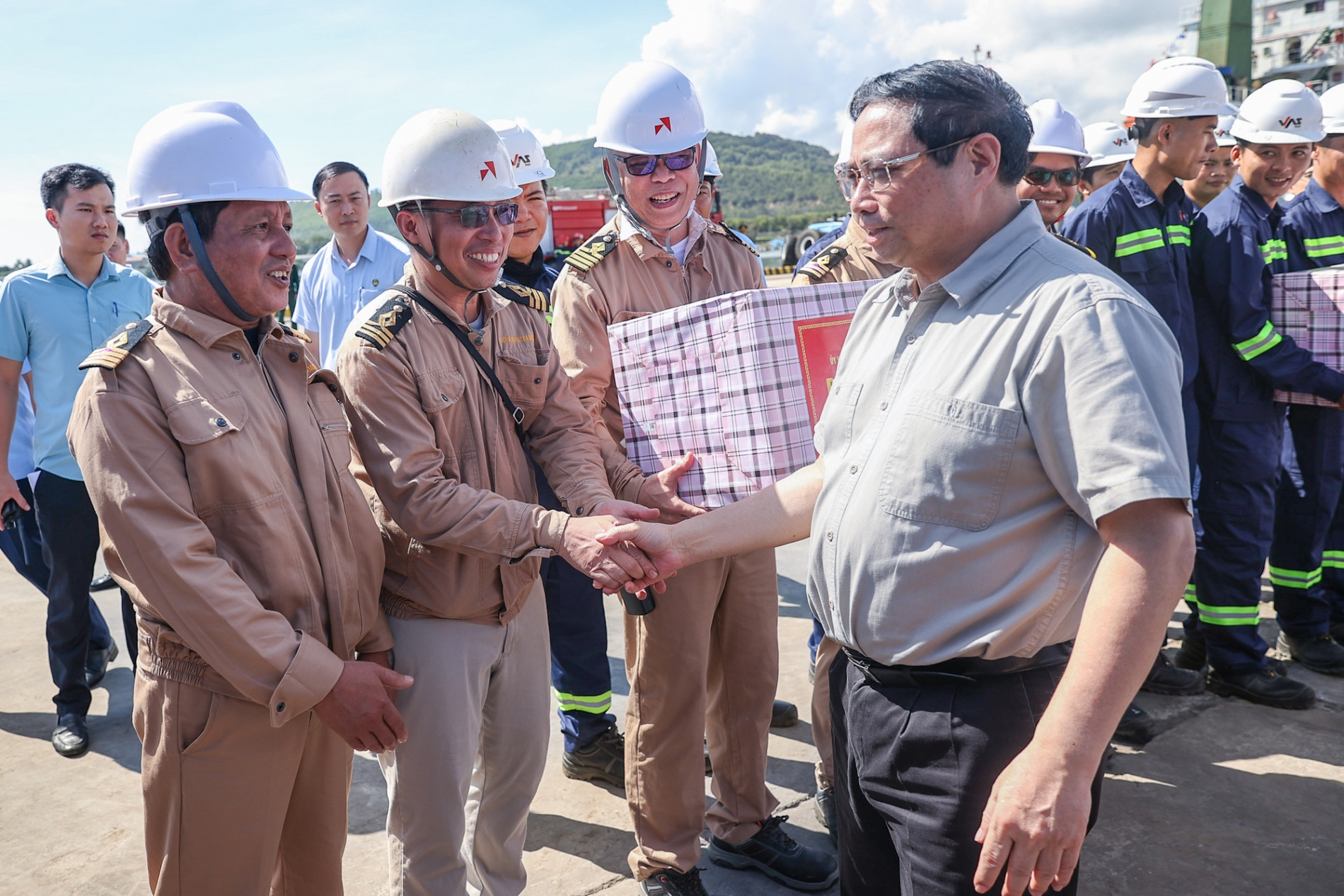 Thủ tướng: Cần tái cấu trúc tổng thể Lọc hóa dầu Nghi Sơn- Ảnh 8.