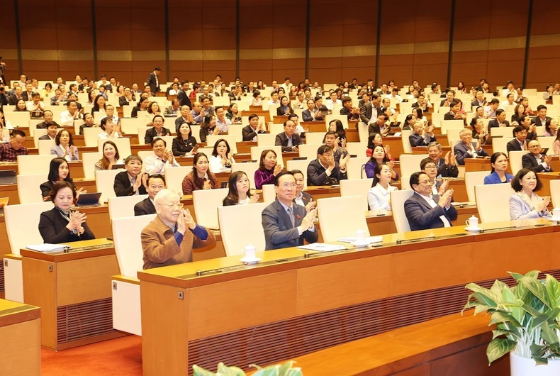 [Ảnh] Tổng Bí thư Nguyễn Phú Trọng đến dự phiên thảo luận của Quốc hội ảnh 5