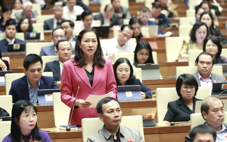 [Ảnh] Tổng Bí thư Nguyễn Phú Trọng đến dự phiên thảo luận của Quốc hội ảnh 10