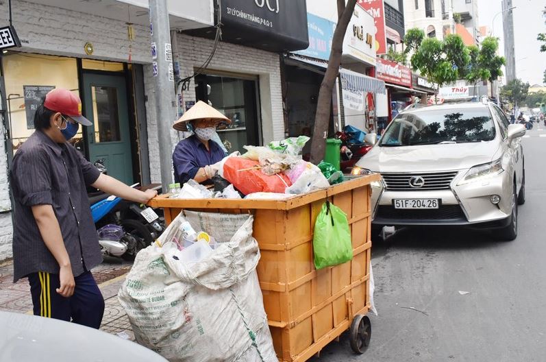TP Hồ Chí Minh: Đánh giá kết quả chuyển đổi mô hình thu gon rác dân lập