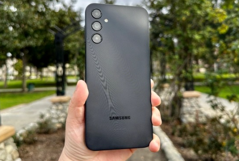 Samsung Galaxy A14 5G có giá hơn 4 triệu khiến dân tình 