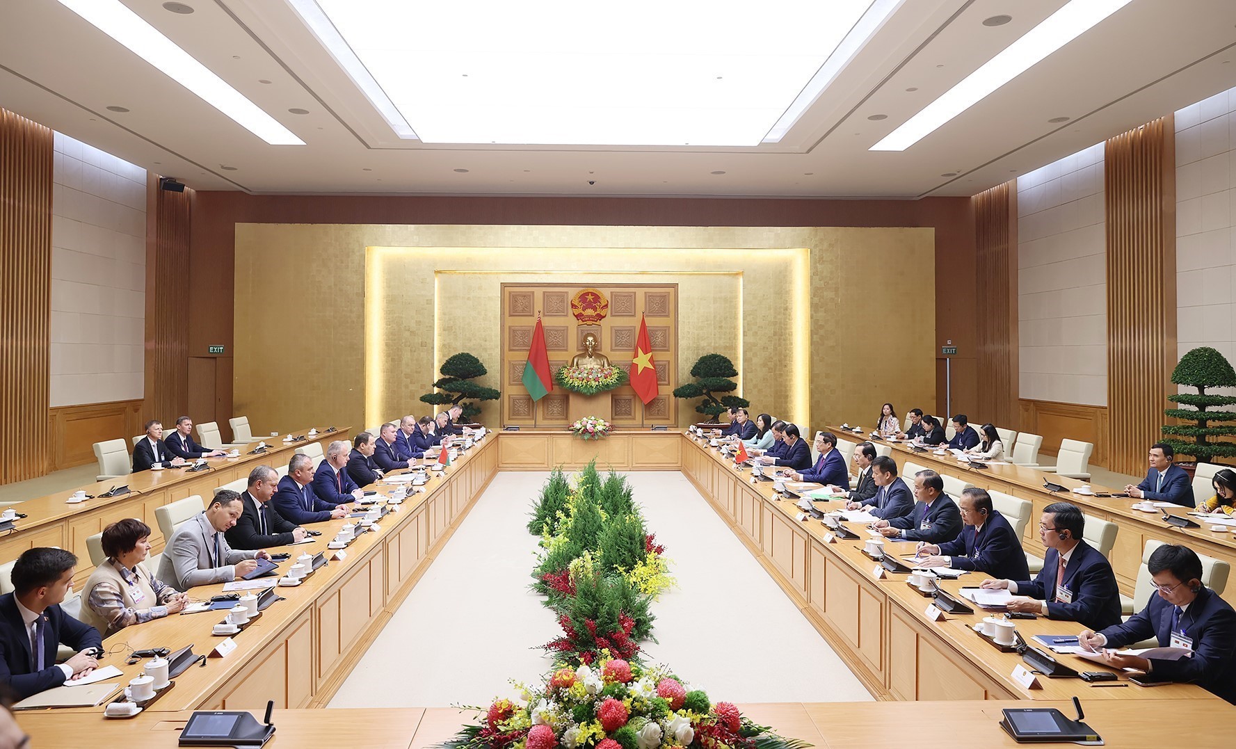 Thủ tướng Phạm Minh Chính chủ trì lễ đón, hội đàm với Thủ tướng Belarus - Ảnh 9.