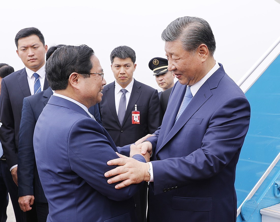 Tổng Bí thư, Chủ tịch nước Trung Quốc Tập Cận Bình đến Hà Nội, bắt đầu chuyến thăm Việt Nam - Ảnh 3.