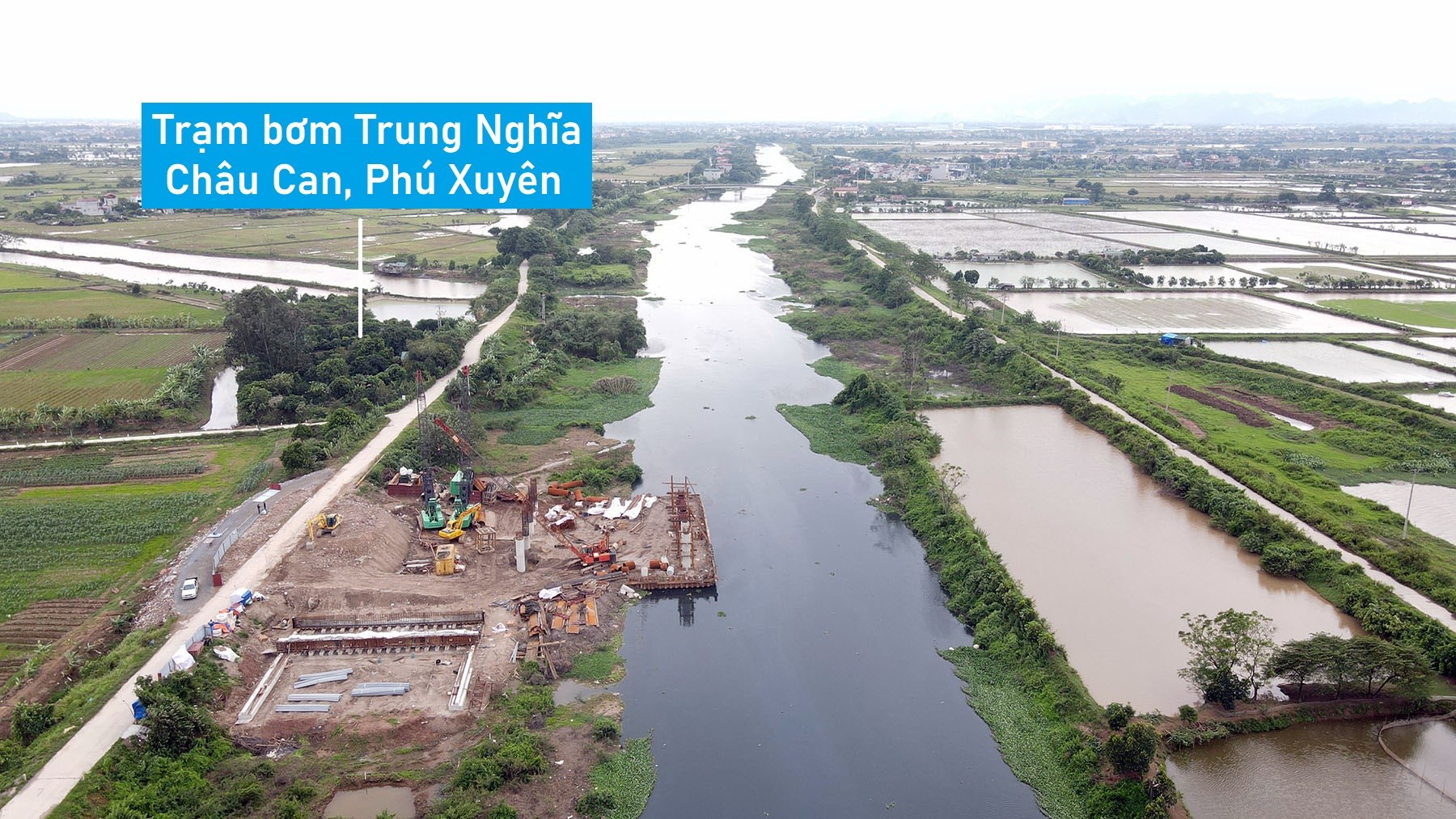 Hình ảnh cầu vượt sông Nhuệ nối Phú Xuyên - Ứng Hòa, Hà Nội đang xây dựng