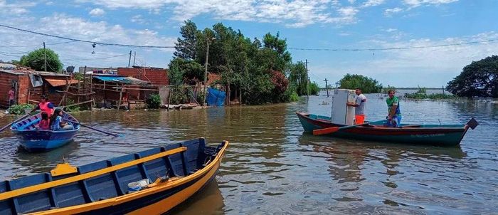 Cảnh ngập lụt do mưa lớn tại tỉnh Corrientes (Argentina) ngày 6/11/2023. (Ảnh: AFP/TTXVN)