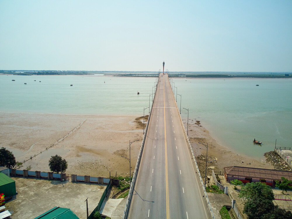 [Photostory] Hình hài tuyến đường ven biển Hà Tĩnh hơn 2.000 tỷ đồng