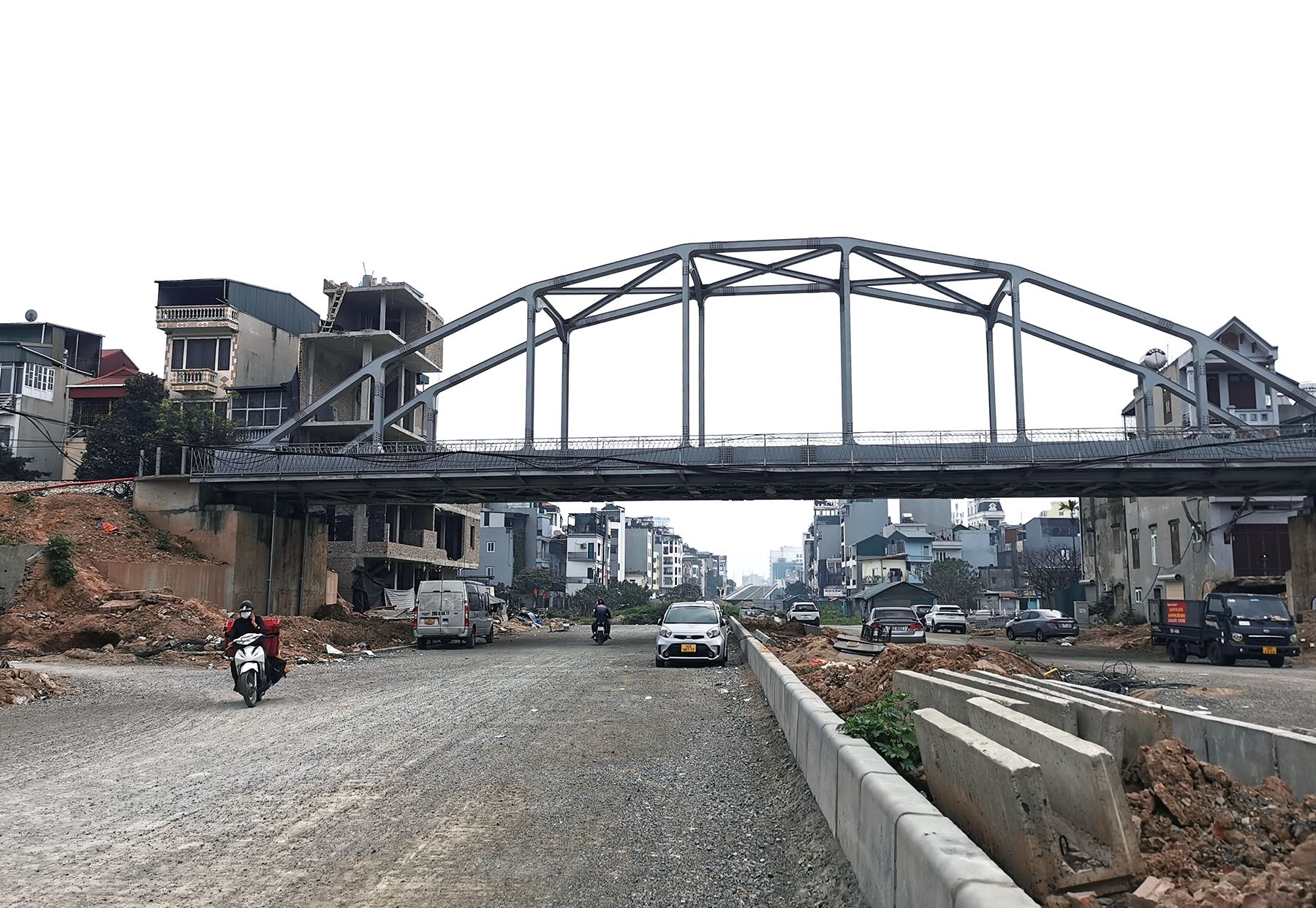 Hình ảnh tuyến đường 1.200 tỷ đồng sắp hoàn thành ở Long Biên, Hà Nội