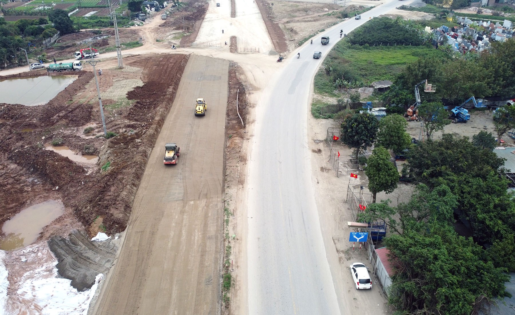 Hình ảnh đường liên tỉnh Hà Nội - Hưng Yên mở rộng giai đoạn 1 sắp hoàn thành