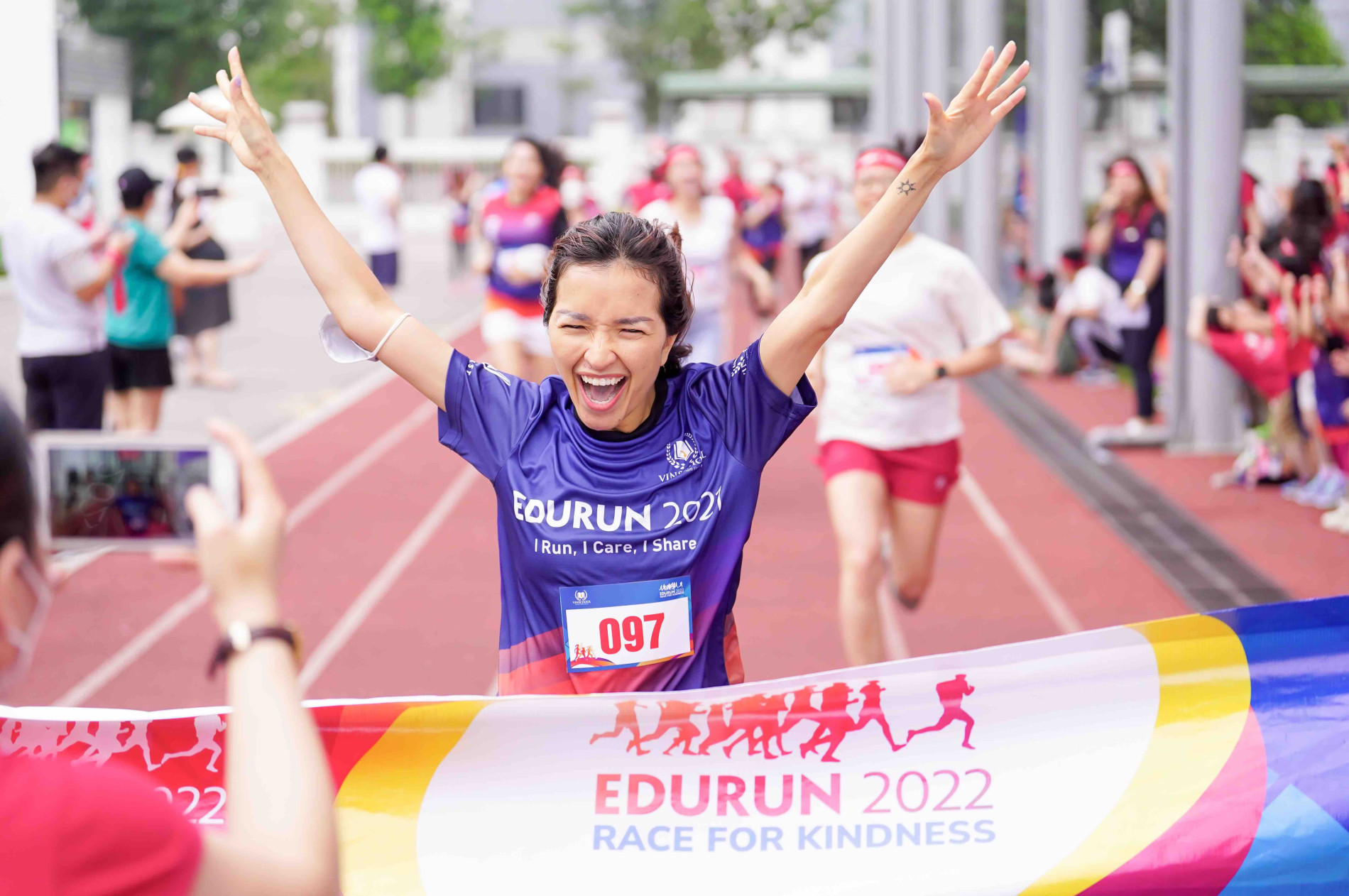Giải chạy EDURUN thu hút khoảng 10.000 người tham gia là một trong những hoạt động tâm điểm tại lễ hội.