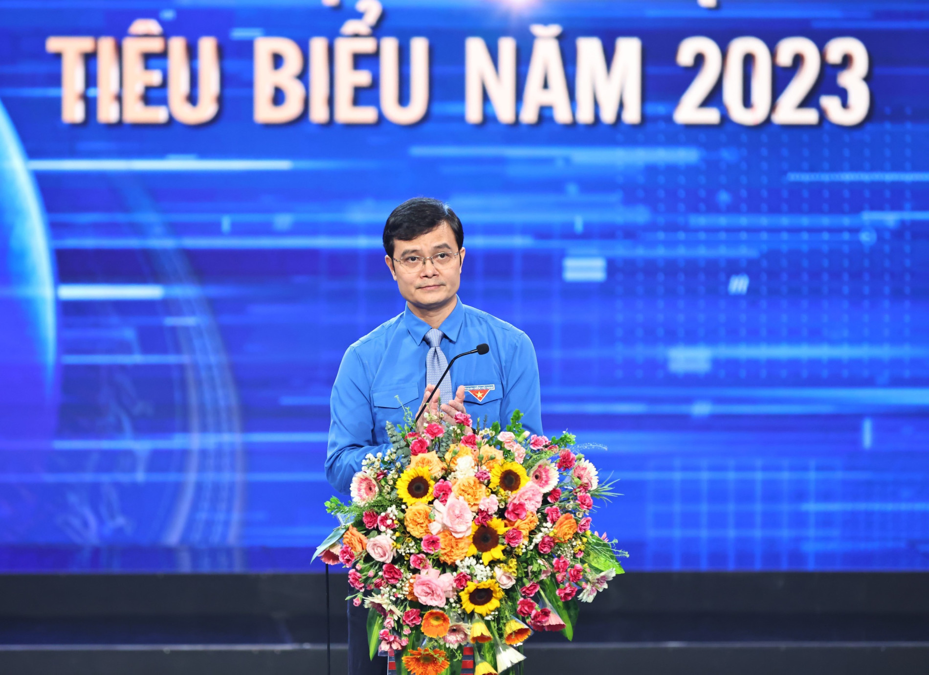 Quyền Chủ tịch nước Võ Thị Ánh Xuân trao giải thưởng Gương mặt trẻ Việt Nam - Ảnh 1.
