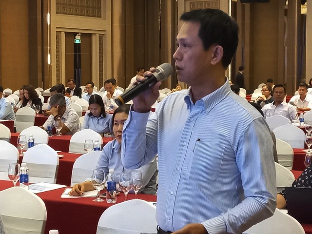 Ông Nguyễn Duy Hưng, Phó chủ tịch Hiệp hội Xuất nhập khẩu Đồng Nai kiến nghị một số vấn đề liên quan đến việc di dời vào các cụm công nghiệp
