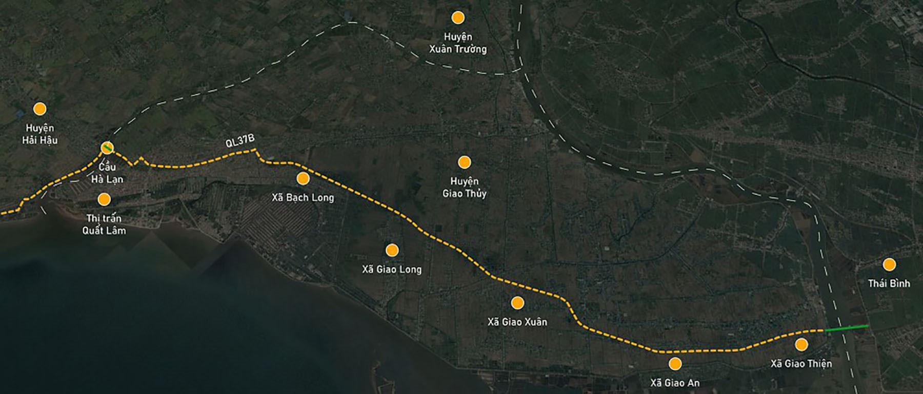 Hình ảnh đường bộ ven biển qua huyện Giao Thủy, Nam Định đã cơ bản hoàn thành