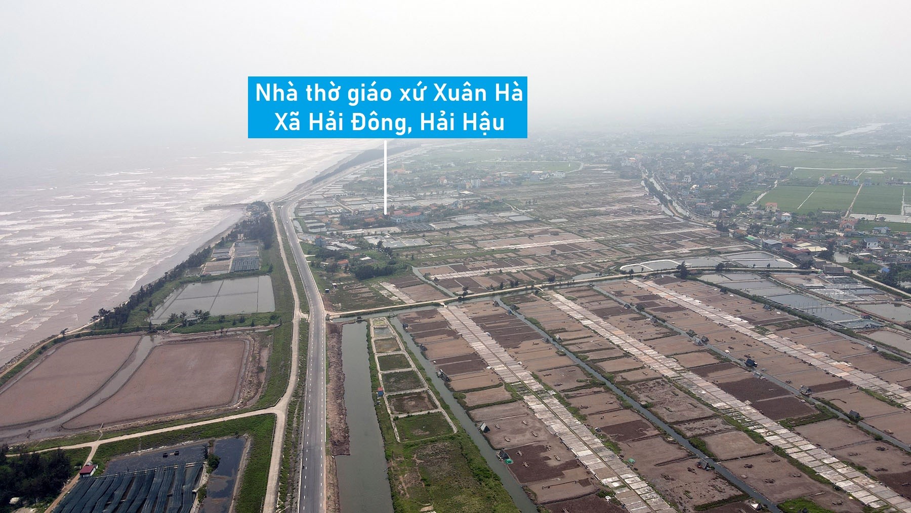 Hình ảnh đường bộ ven biển qua huyện Hải Hậu, Nam Định đã cơ bản hoàn thành