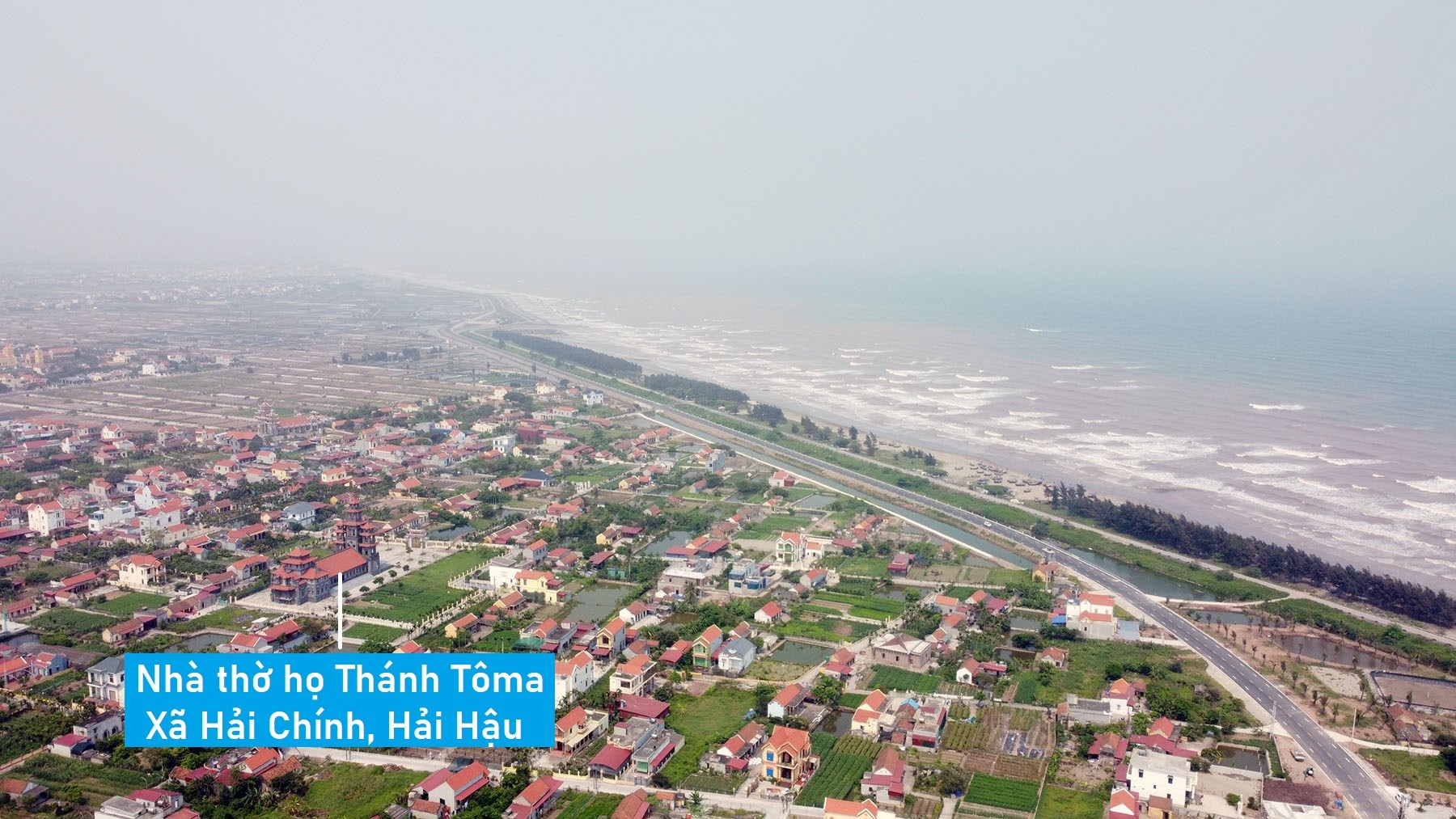 Hình ảnh đường bộ ven biển qua huyện Hải Hậu, Nam Định đã cơ bản hoàn thành