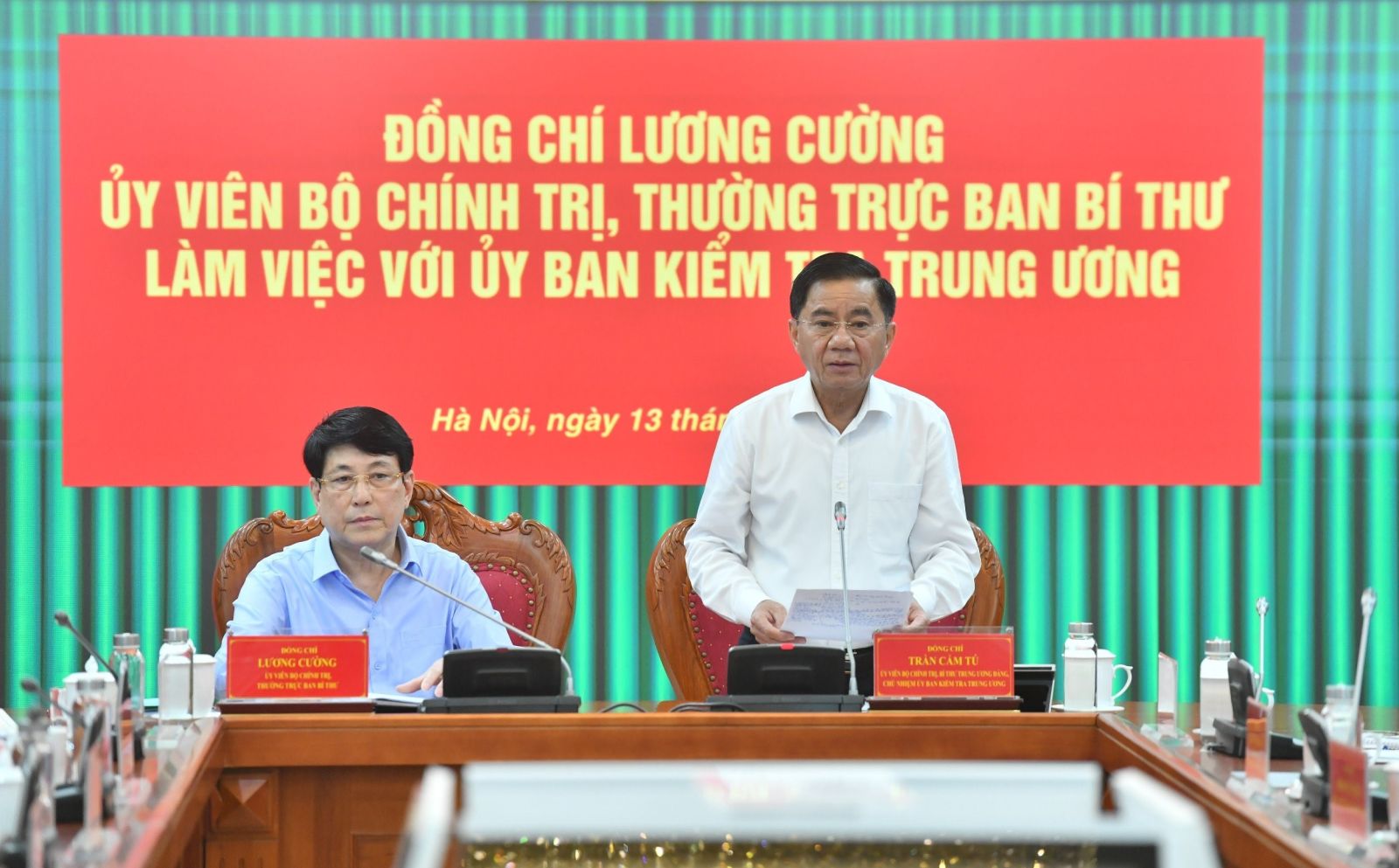 Đồng chí Lương Cường, Ủy viên Bộ Chính trị, Thường trực Ban Bí thư làm việc với UBKT Trung ương