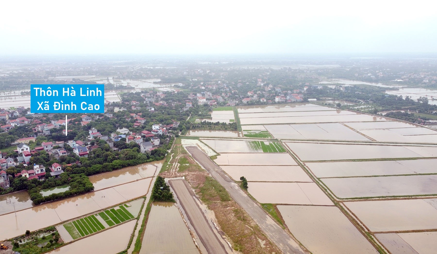 Toàn cảnh đường Tân Phúc - Võng Phan đang xây dựng qua huyện Phù Cừ, Hưng Yên