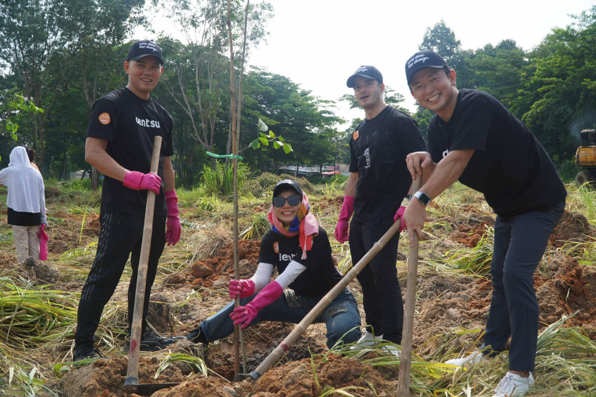 PHỦ XANH 1,6HA CÔNG VIÊN CÂY XANH ĐẠI HỌC QUỐC GIA TP. HỒ CHÍ MINH - Green Viet