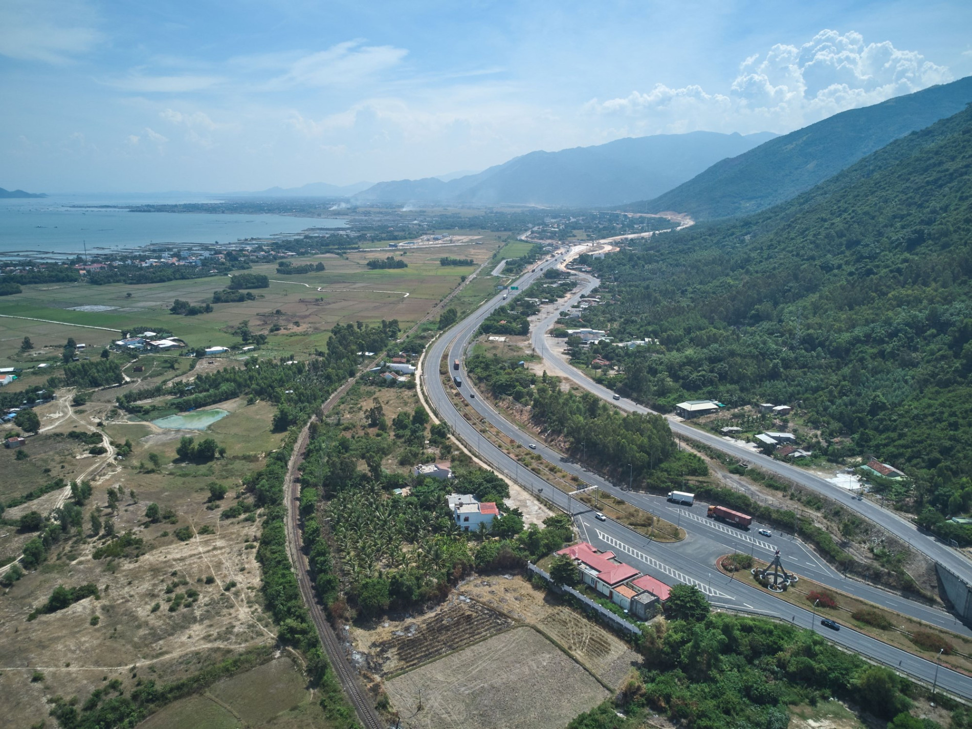 Toàn cảnh Khu kinh tế Vân Phong - đầu tàu hút vốn của tỉnh Khánh Hòa sau 10 năm quy hoạch