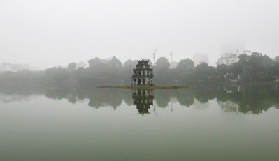 Sương mù bao trùm Hà Nội những ngày qua là do ô nhiễm không khí