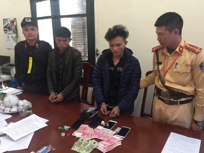 CSGT Bắc Giang bắt giữ đối tượng vận chuyển ma tuý