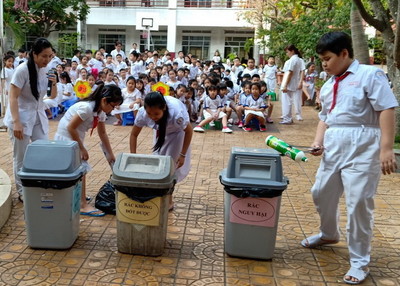 Cần Thơ: Triển khai phong trào phân loại rác, chống rác thải nhựa