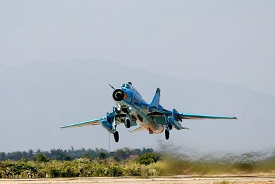 Cường kích Su-22 gặp nạn ở Yên Bái