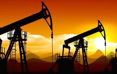 Giá dầu chạm mức cao nhất trong bối cảnh OPEC định tăng sản lượng