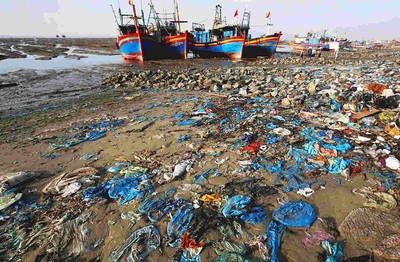 Châu Á nguy cơ trở thành bãi rác thế giới: Vì đâu nên nỗi?
