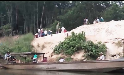 Huế: Yêu cầu tạm dừng hoạt động khai thác cát trên sông Bồ