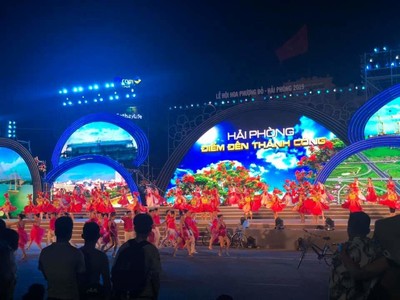 Hải Phòng rộn ràng dịp Lễ hội Hoa phượng đỏ 2019