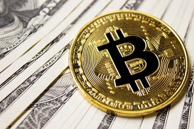Giá bitcoin hôm nay 15/5: Tăng trưởng mạnh trên mốc 8.000 USD/BTC