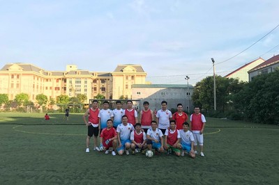 Nghệ An: Giao lưu bóng đá chào mừng ngày Báo chí cách mạng Việt Nam