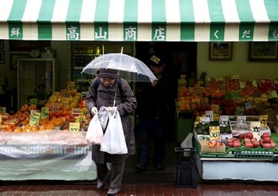 Nhật Bản sẽ cấm các siêu thị cấp túi ni lông miễn phí cho khách hàng