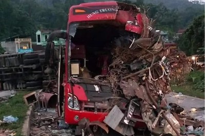 Thông tin bất ngờ về xe tải Lào gây tai nạn 3 người chết ở Hòa Bình
