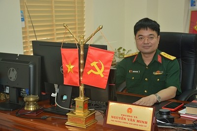 Nguyễn Văn Minh - Nhà báo áo lính trên 'mặt trận không khói súng'