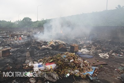 Đan Phượng: Bãi rác trung chuyển gây ô nhiễm nghiêm trọng khu dân cư