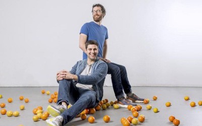 2 chàng trai lập startup giải cứu 18 tấn rau quả 'xấu xí'