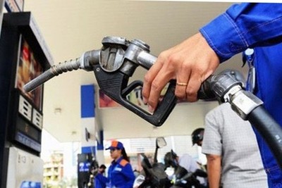 Giá xăng dầu hôm nay 5/7: Tiếp tục giảm do tồn kho Mỹ giảm nhẹ