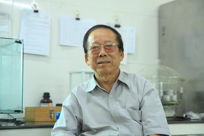 PGS. TS Nguyễn Duy Thịnh: 'Nhựa dùng một hay nhiều lần đều độc hại'