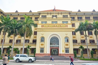Dự báo điểm chuẩn Học viện Ngân hàng, Đại học Y Hà Nội