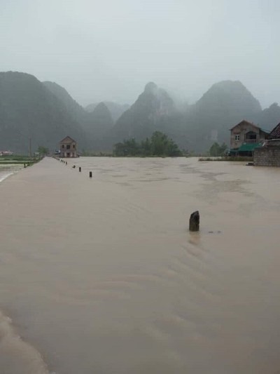 Mưa to gây lũ lụt tại Cao Bằng