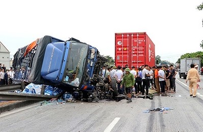Thủ tướng yêu cầu làm cầu vượt Quốc lộ 5 sau 3 tai nạn liên hoàn