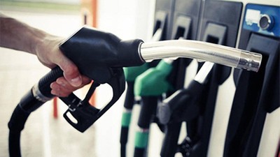 Giá xăng dầu hôm nay 24/7: Tăng nhẹ do lo ngại nguồn cung