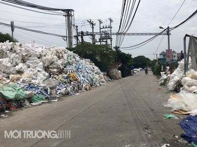 Hưng Yên: Ô nhiễm nghiêm trọng từ làng nghề tái chế nhựa Minh Khai