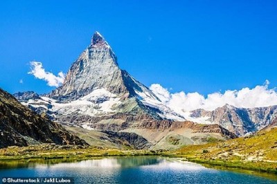Ngọn núi đẹp nhất thế giới Matterhorn bắt đầu nứt vỡ vì tan băng