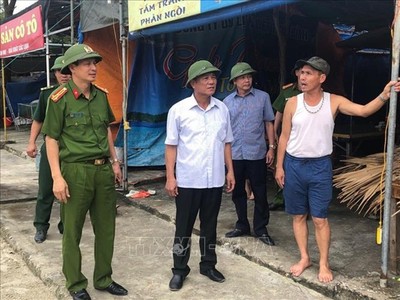 Quảng Ninh huy động cán bộ, chiến sỹ giúp dân phòng, chống bão