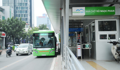 Hà Nội tạm dừng sử dụng vé xe điện tử thông minh tuyến buýt BRT
