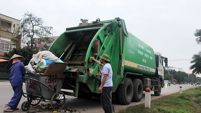 Thu gom rác được bổ sung vào danh mục nghề độc hại