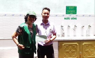 Hội bảo trợ bệnh nhân nghèo TP.HCM tặng giếng nước cho cư dân